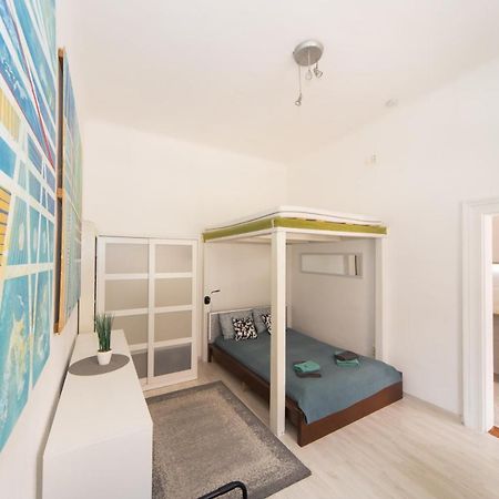 Cosy Studio Apartment With Airconditioner Budapeste Exterior foto