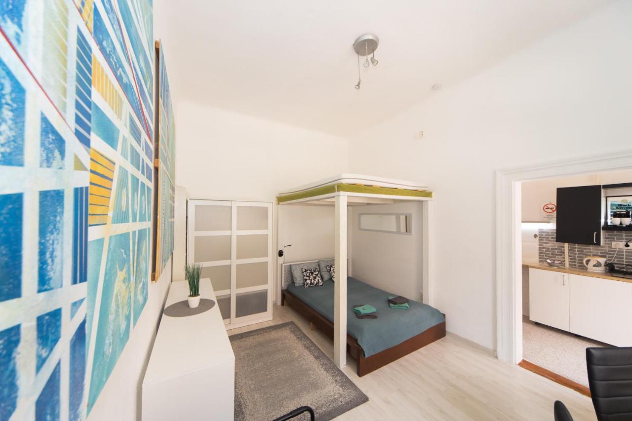 Cosy Studio Apartment With Airconditioner Budapeste Exterior foto