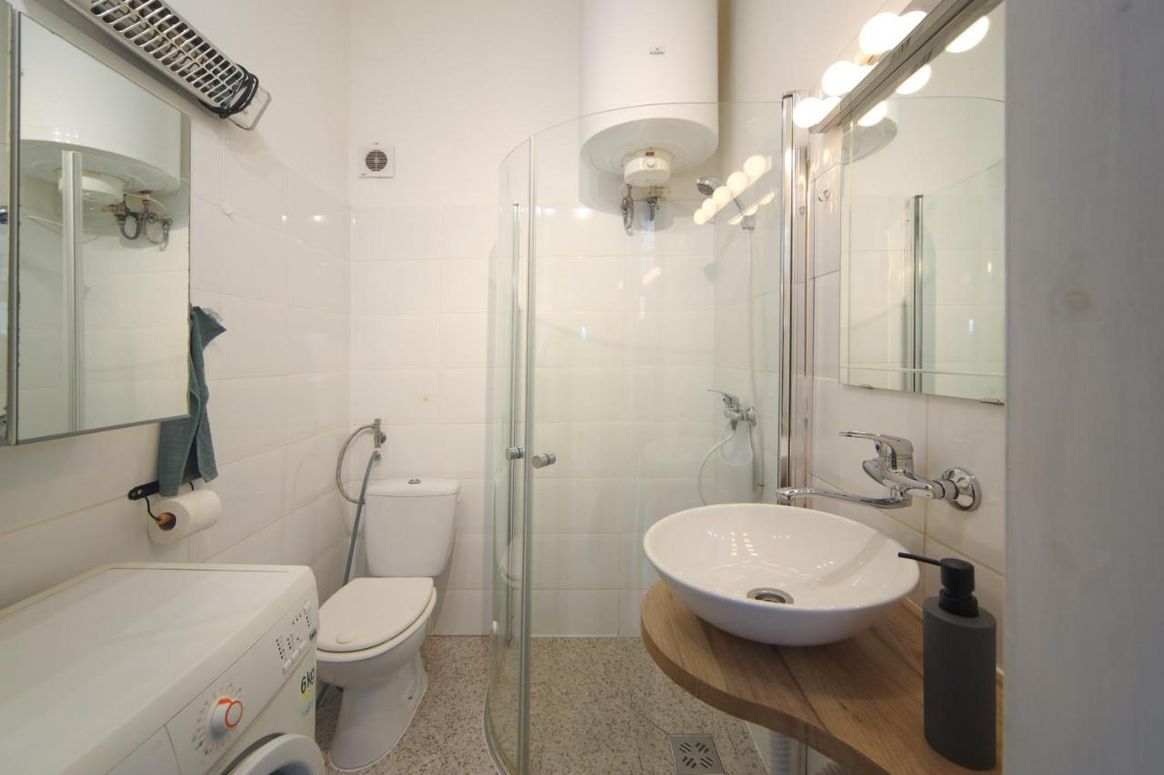 Cosy Studio Apartment With Airconditioner Budapeste Exterior foto